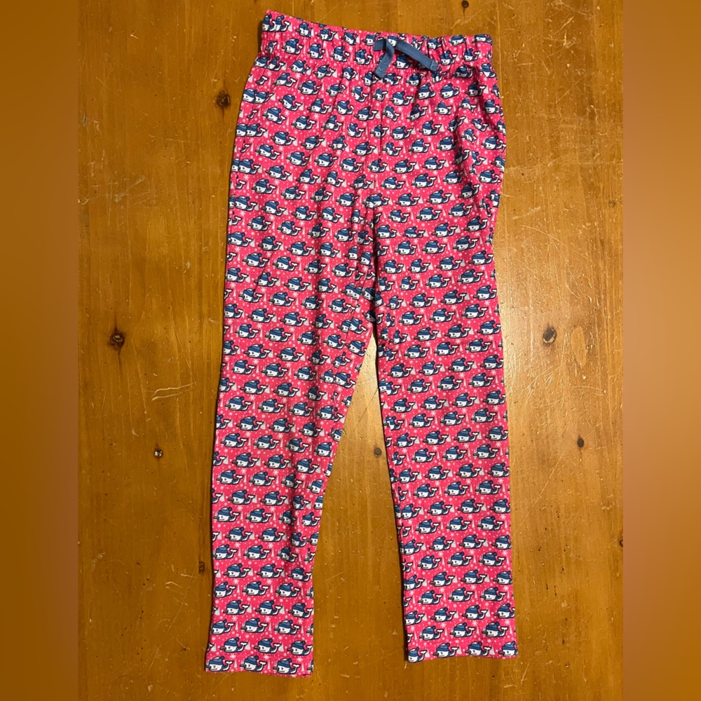 Vineyard Vines sleep pants. Pink and blue holiday. Size children’s XS.